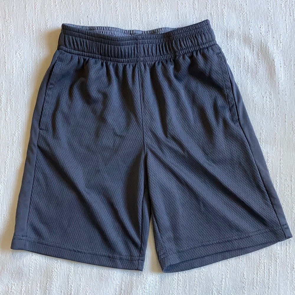 Athletic Works DriWorks Athletic Shorts Size M (8)